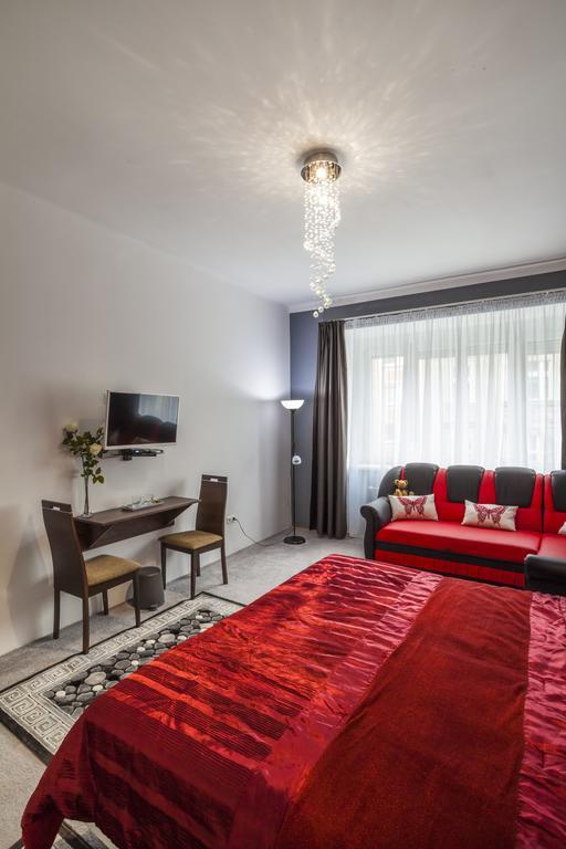Luxury Air-Conditioned Rooms In Old Town Pozsony Kültér fotó